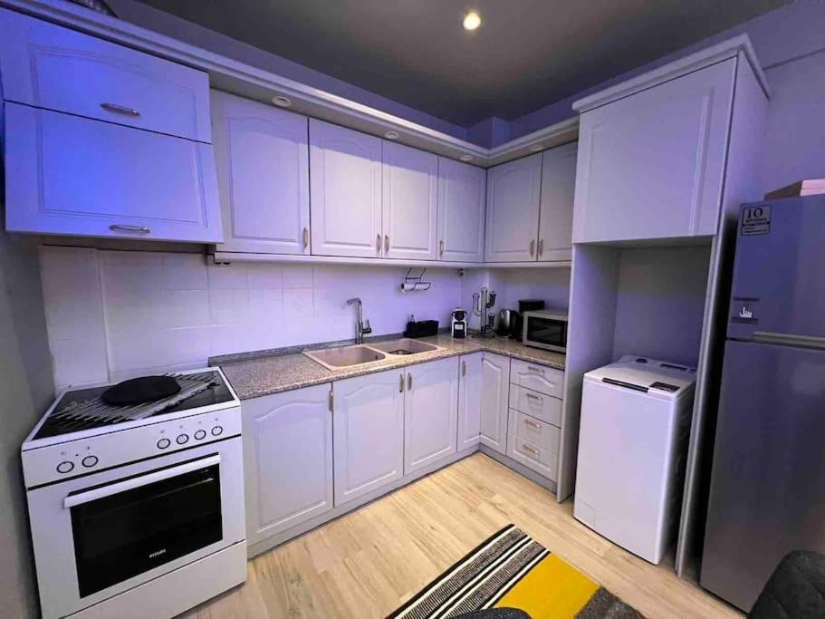 Secret Colors Of Apartment Thessaloniki
