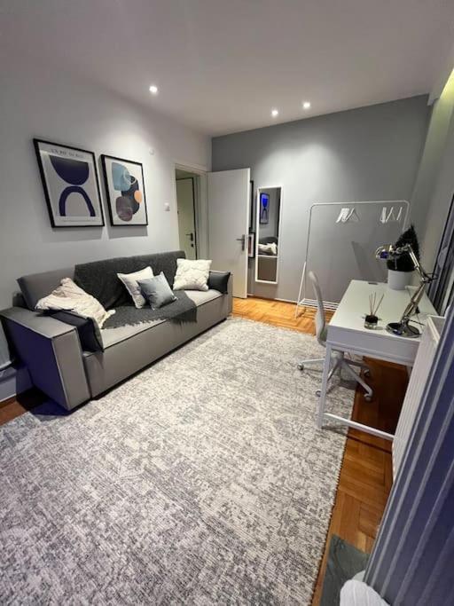 Secret Colors Of Apartment *