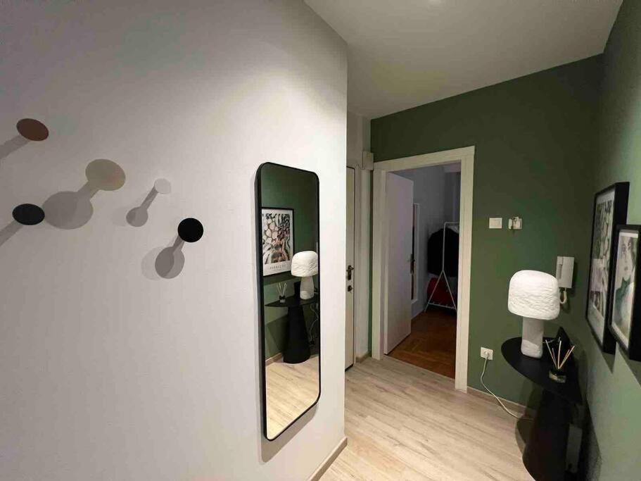 Secret Colors Of Apartment Thessaloniki